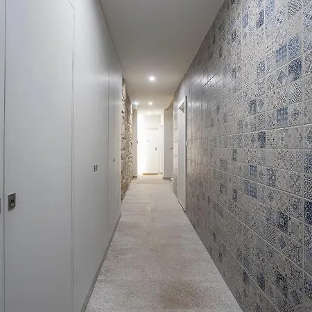 Orm - Martires & Pinheiro * بورتو